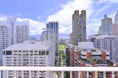 Condo in Bangkok, Thailand, 2 bedrooms  № 248072