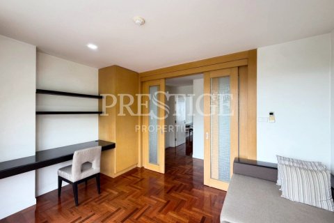 Condo in Pattaya, Thailand, 2 bedrooms  № 254658 - photo 19