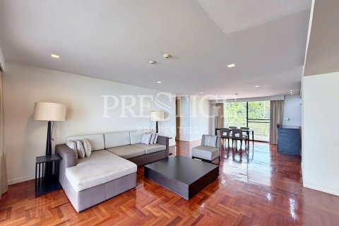Condo in Pattaya, Thailand, 2 bedrooms  № 254658 - photo 4