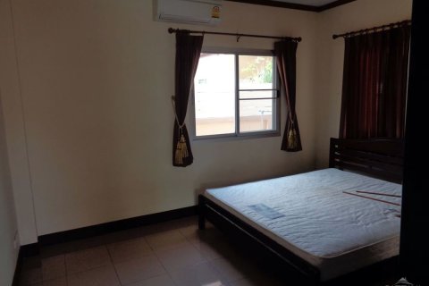 Casa de 3 dormitorios en Pattaya, Tailandia № 243098 - foto 8