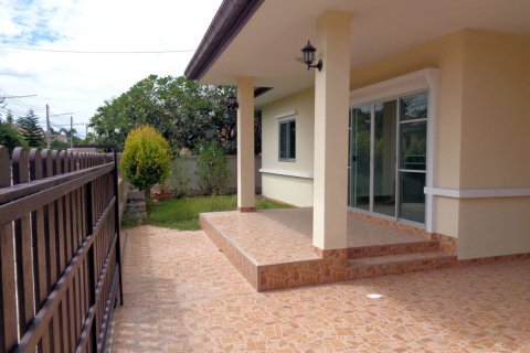 Casa de 3 dormitorios en Pattaya, Tailandia № 243098 - foto 4