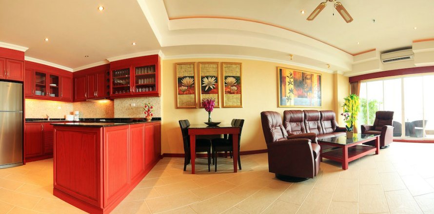 Condominio de 2 dormitorios en Jomtien Beach, Pattaya, Tailandia № 242992