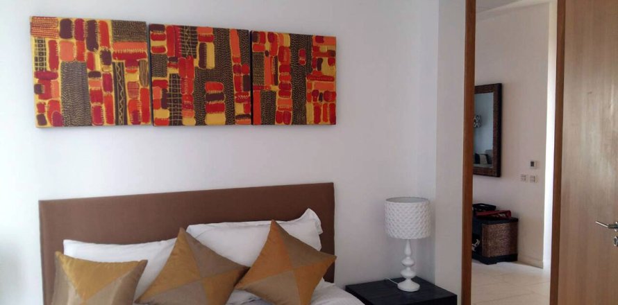 Condominio de 2 dormitorios en Pattaya, Tailandia № 242284