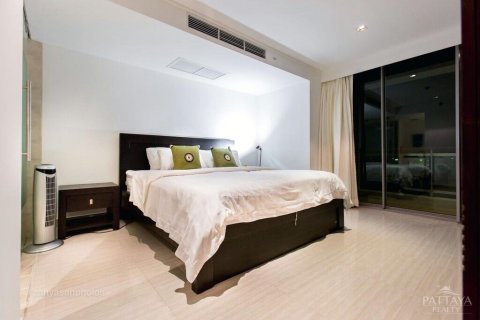 Condominio de 2 dormitorios en Pattaya, Tailandia № 242335 - foto 13