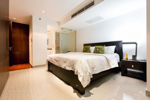Condominio de 2 dormitorios en Pattaya, Tailandia № 242335 - foto 14