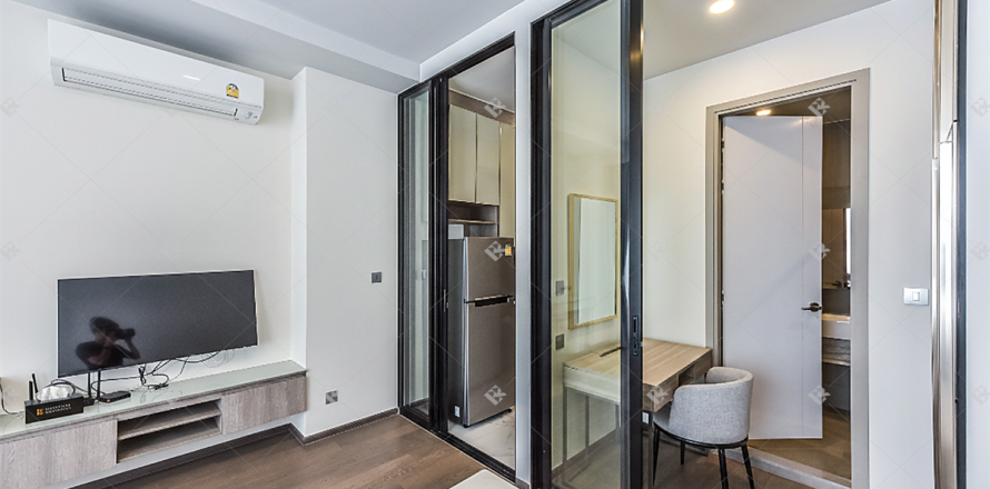 Condo à Bangkok, Thaïlande, 1 chambre № 248133