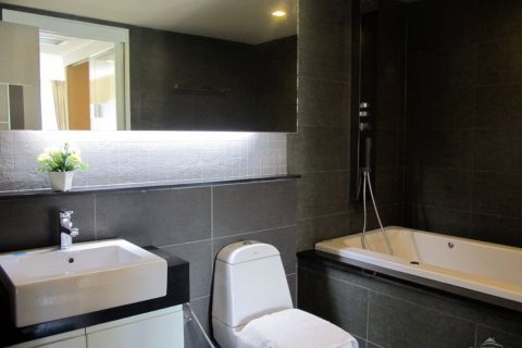 Condominio de 1 dormitorio en Pattaya, Tailandia № 242223 - foto 9