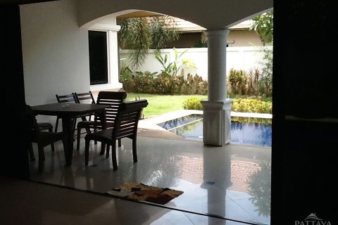 Casa de 3 dormitorios en Jomtien Beach, Pattaya, Tailandia № 243339 - foto 10