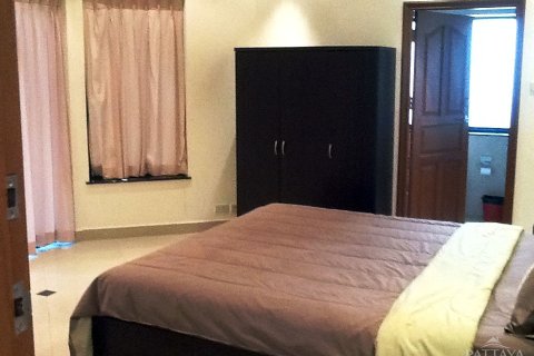 Casa de 3 dormitorios en Jomtien Beach, Pattaya, Tailandia № 243339 - foto 5