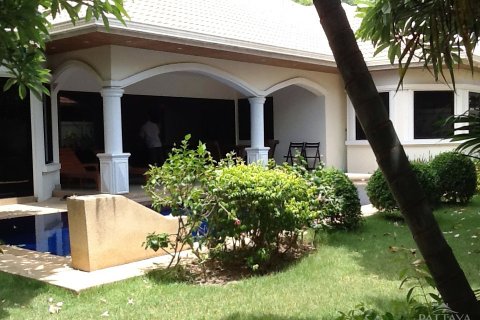 Casa de 3 dormitorios en Jomtien Beach, Pattaya, Tailandia № 243339 - foto 27