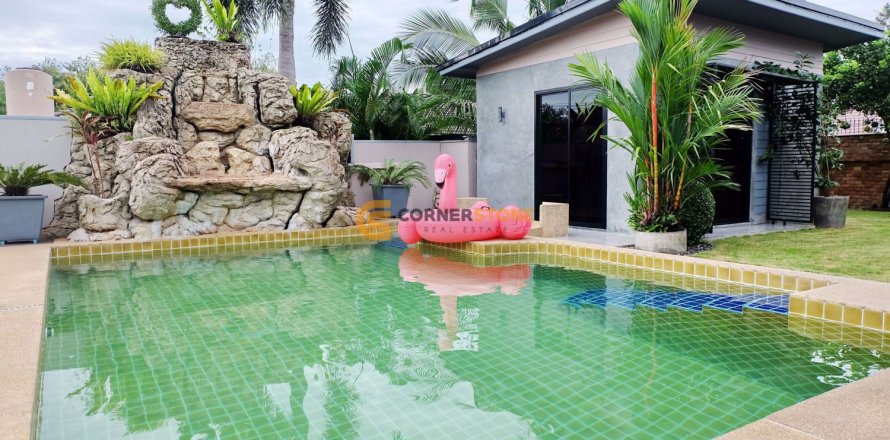 Estudio en Pattaya, Tailandia № 243586
