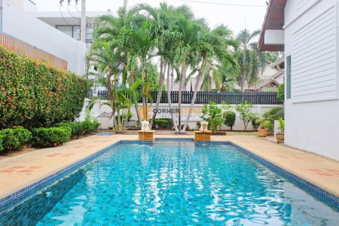 Estudio en Pattaya, Tailandia № 243489 - foto 2