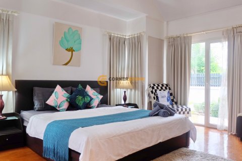Estudio en Pattaya, Tailandia № 243489 - foto 10