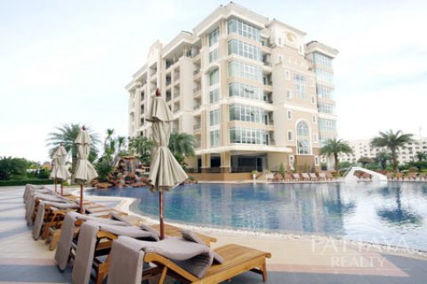Estudio en el condominio en Pattaya, Tailandia № 242712