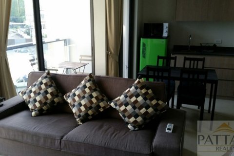 Condominio de 2 dormitorios en Pattaya, Tailandia № 242408 - foto 2