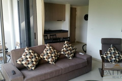 Condominio de 2 dormitorios en Pattaya, Tailandia № 242408