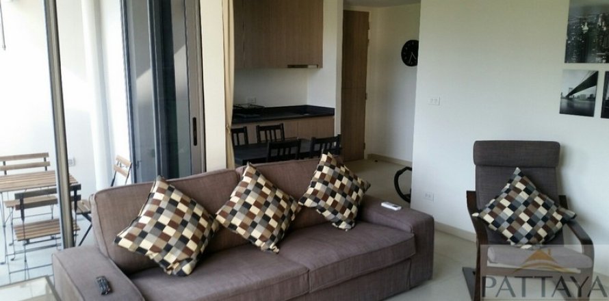 Condominio de 2 dormitorios en Pattaya, Tailandia № 242408