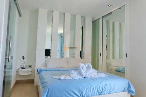 Condominio de 1 dormitorio en Jomtien Beach, Pattaya, Tailandia № 241506 - foto 4