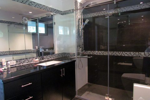 Condo in Pattaya, Thailand, 2 bedrooms  № 242818 - photo 15