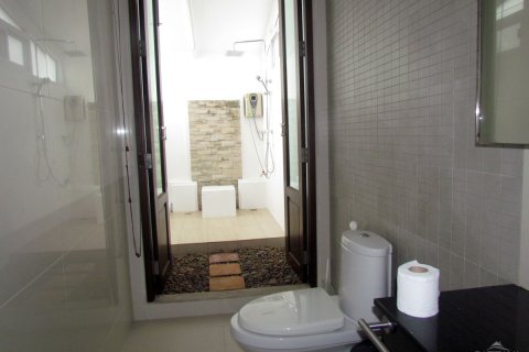 Condominio de 2 dormitorios en Jomtien Beach, Pattaya, Tailandia № 242927 - foto 5