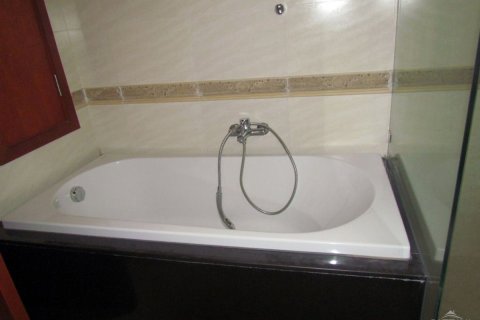 Condo in Pattaya, Thailand, 2 bedrooms  № 242193 - photo 4