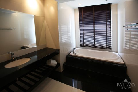 Condominio de 2 dormitorios en Pattaya, Tailandia № 242804 - foto 8