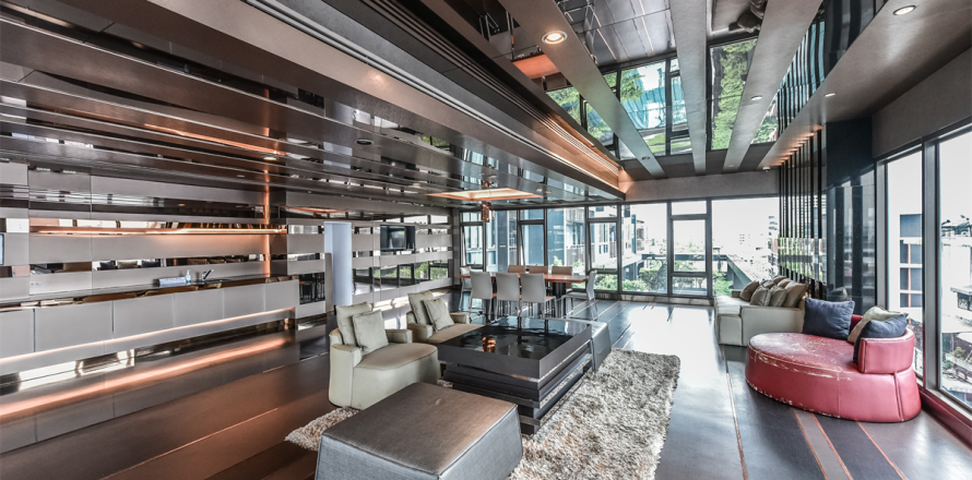 Condominio de 2 dormitorios en Bangkok, Tailandia № 233529