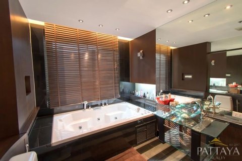 Condo in Pattaya, Thailand, 2 bedrooms № 242446 - photo 6