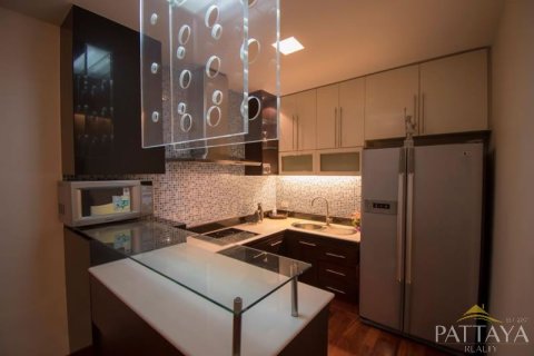 Condo in Pattaya, Thailand, 2 bedrooms № 242446 - photo 3