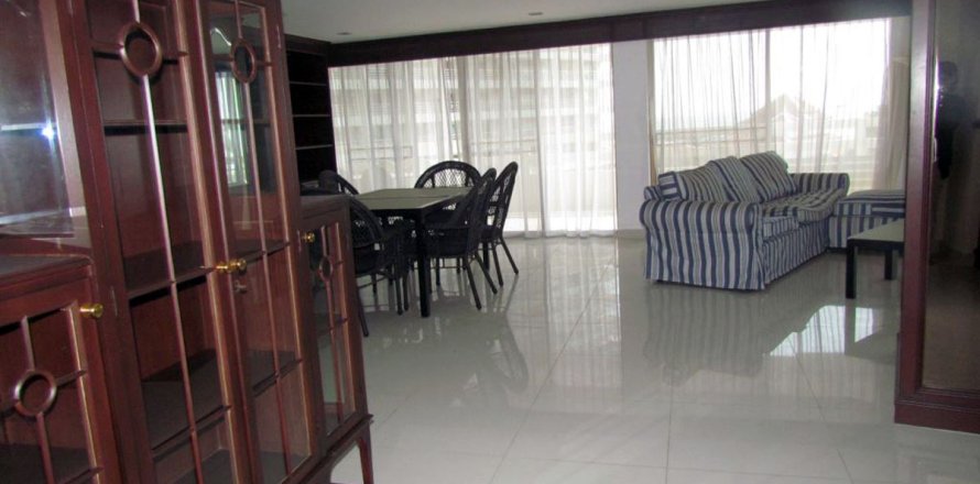คอนโดมิเนียมในจอมเทียน, พัทยา, ประเทศไทย, 3 ห้องนอน № 242260