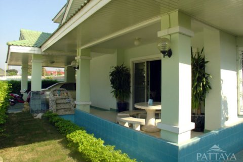 Casa de 4 dormitorios en Pattaya, Tailandia № 243078 - foto 18