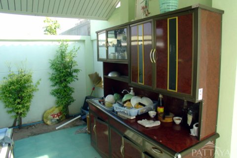 Casa de 4 dormitorios en Pattaya, Tailandia № 243078 - foto 5