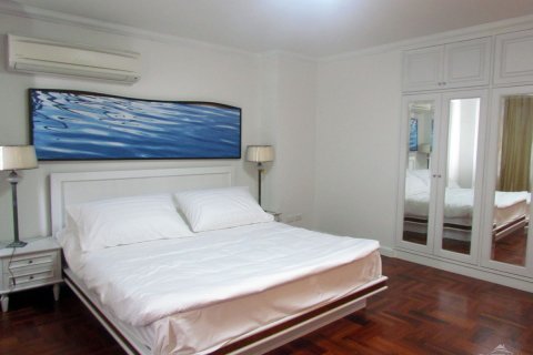 Condominio de 3 dormitorios en Pattaya, Tailandia № 242815 - foto 8