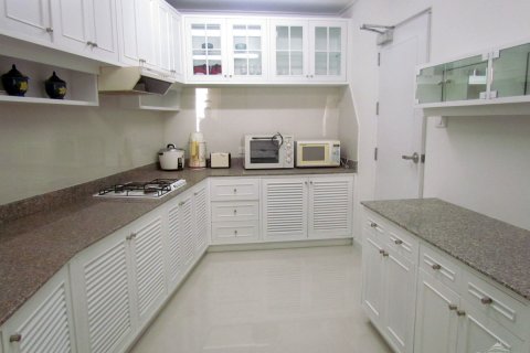Condominio de 3 dormitorios en Pattaya, Tailandia № 242815 - foto 6
