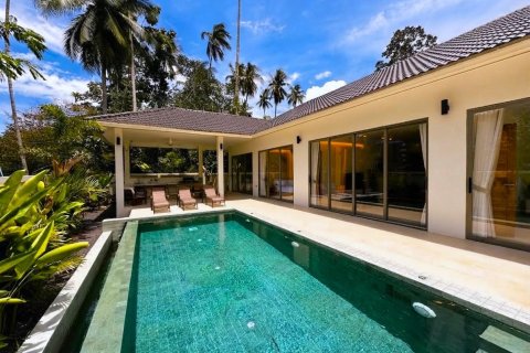 House in Ko Samui, Thailand 3 bedrooms № 190882