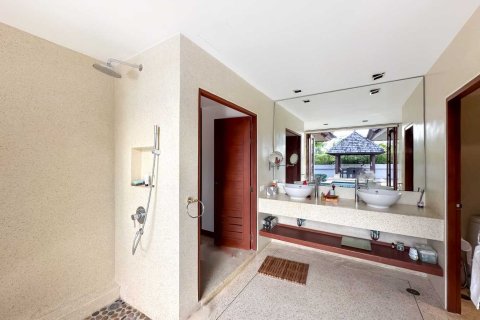 Casa de 3 dormitorios en Bang Tao, Tailandia № 84884 - foto 21