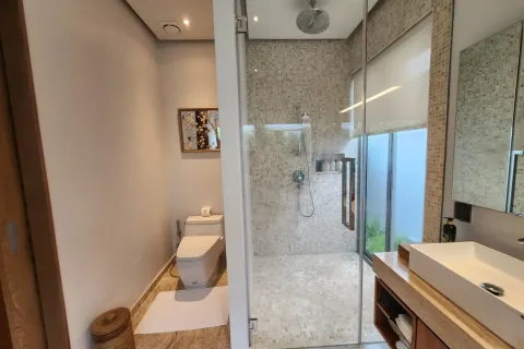 Haus in Bang Tao, Thailand 4 Schlafzimmer № 125607 - Foto 10