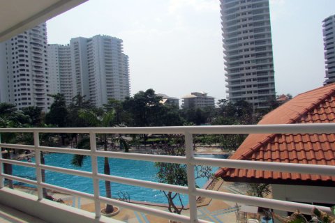 Estudio en el condominio en Jomtien Beach, Pattaya, Tailandia № 242849 - foto 13