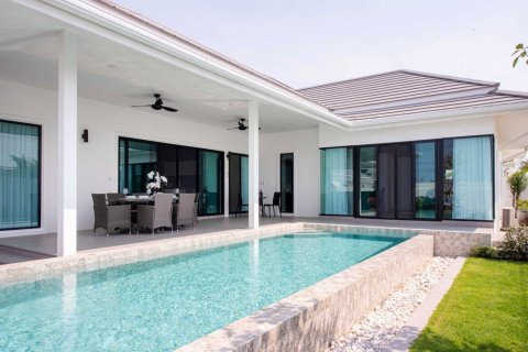 Chalet de 3 dormitorios en Hua Hin, Tailandia № 234297 - foto 26