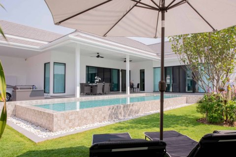 Chalet de 3 dormitorios en Hua Hin, Tailandia № 234297 - foto 3
