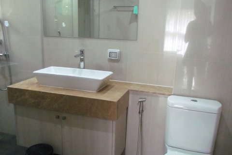 Condominio de 2 dormitorios en Pattaya, Tailandia № 242270 - foto 11