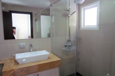 Condominio de 2 dormitorios en Pattaya, Tailandia № 242270 - foto 15