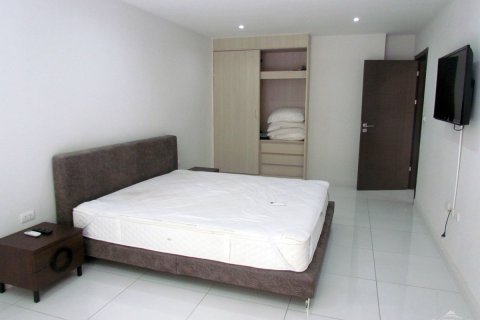 Condominio de 2 dormitorios en Pattaya, Tailandia № 242270 - foto 14
