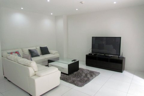 Condominio de 2 dormitorios en Pattaya, Tailandia № 242270 - foto 3