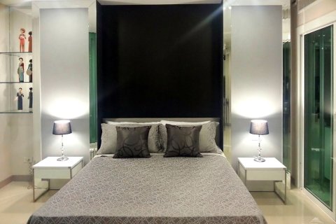 Condominio de 1 dormitorio en Pattaya, Tailandia № 242318 - foto 4