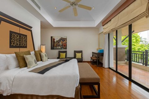 Haus in Bang Tao, Thailand 4 Schlafzimmer № 120828 - Foto 25