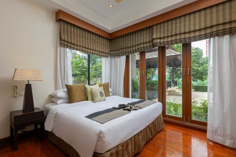 Haus in Bang Tao, Thailand 4 Schlafzimmer № 120828 - Foto 14