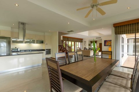 Haus in Bang Tao, Thailand 4 Schlafzimmer № 120828 - Foto 8