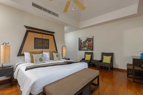 Haus in Bang Tao, Thailand 4 Schlafzimmer № 120828 - Foto 24