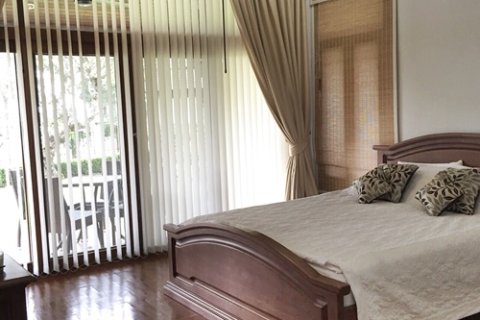 Casa de 3 dormitorios en Pattaya, Tailandia № 243140 - foto 10